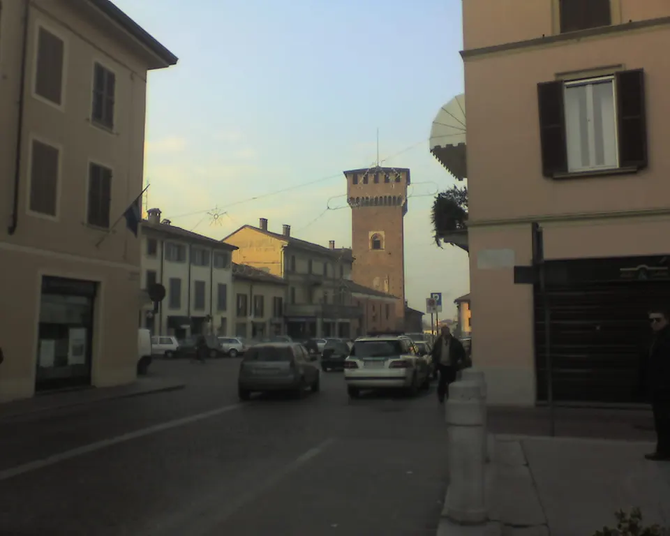 Original caption from it.wiki: "Scorcio di Piazza libertà a Sant'Angelo Lodigiano, scattata dall'utente Deplo."