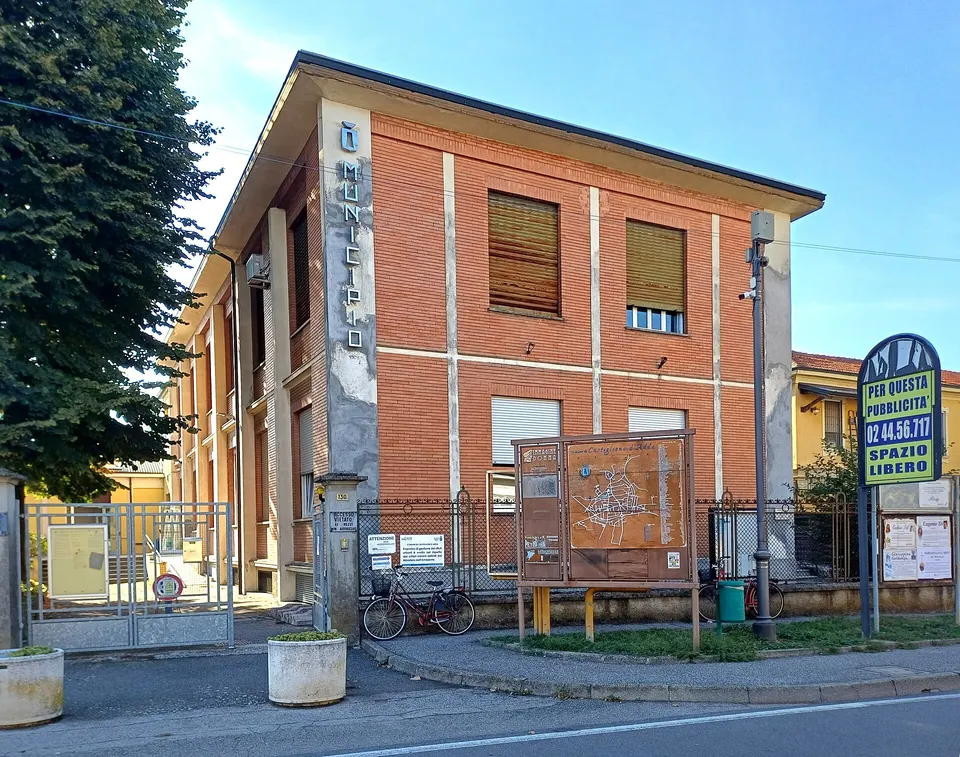 Il municipio di Castiglione d'Adda (LO).